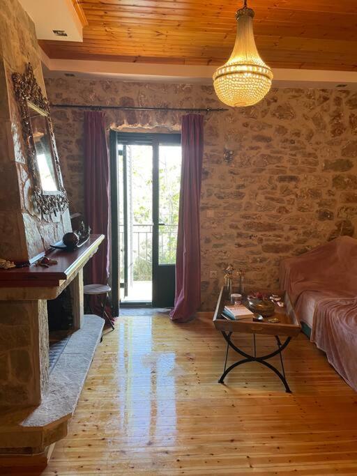 πέτρινο πολυτελές εξοχικό Holiday home